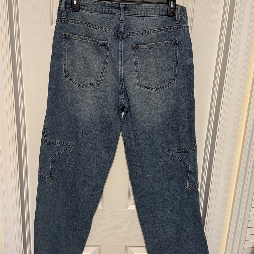 No Boundaries Mid Rise Wide Leg Star Jean - Picture 8 of 9